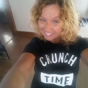 Meet your Posher, Laurie